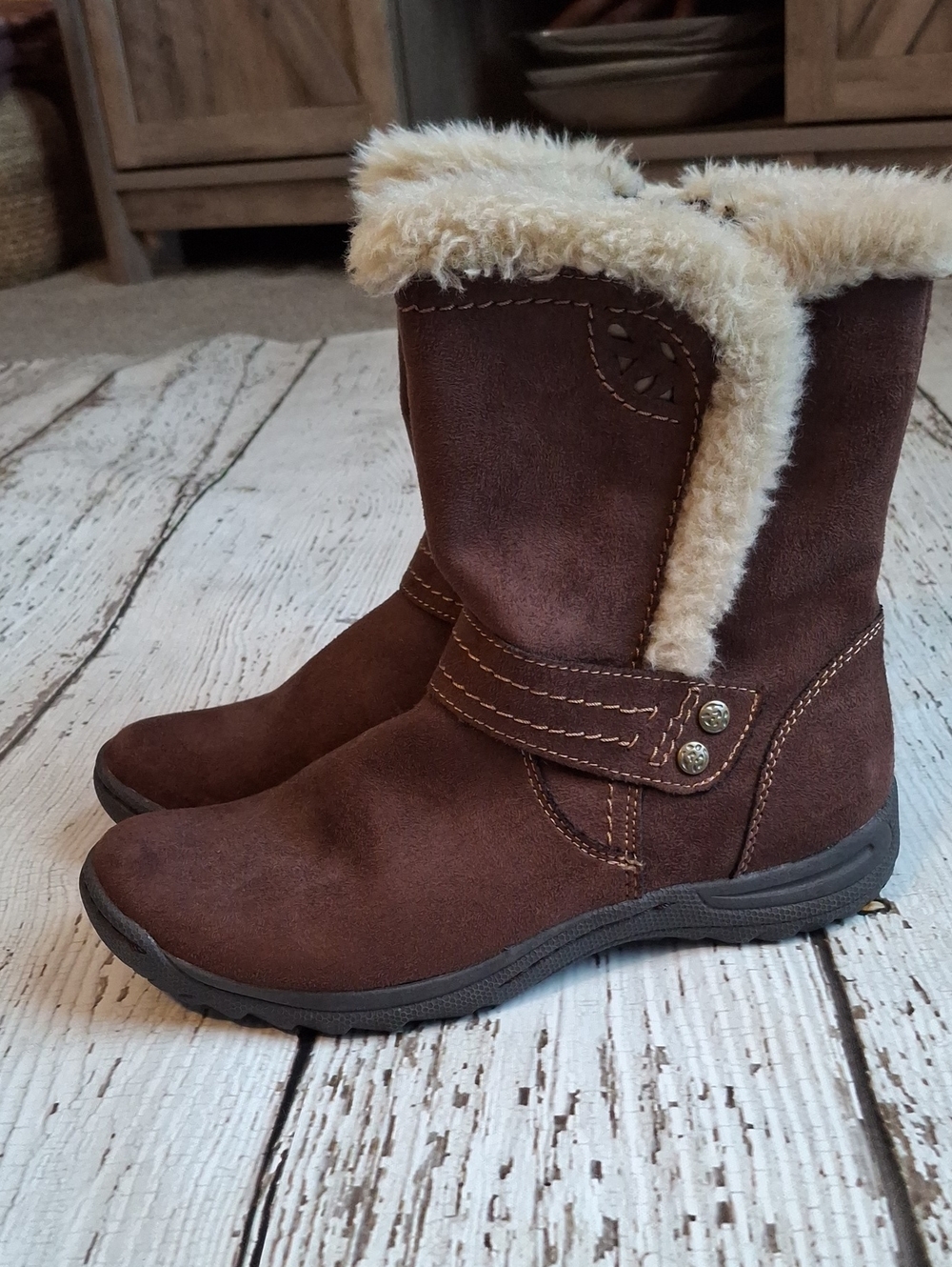 EARTH SPIRIT Brown Faux Suede Winter Boots with Faux Fur Trim